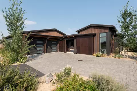 19183 Cartwright Ct, Bend, OR 97702 photo 3