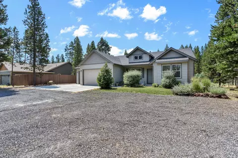 56047 Marsh Hawk Rd, Bend, OR 97707 photo 2