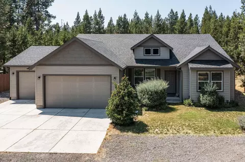 56047 Marsh Hawk Rd, Bend, OR 97707