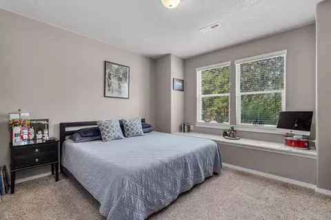 56047 Marsh Hawk Rd, Bend, OR 97707 photo 6