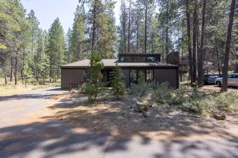 57008 Bobcat Ln, Sunriver, OR 97707 photo 24