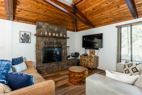 57008 Bobcat Ln, Sunriver, OR 97707 photo 5