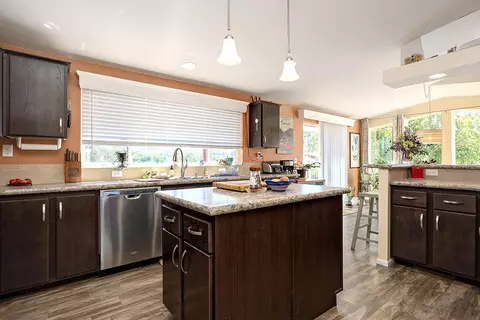 11750 Dixie Rd, Central Point, OR 97502 photo 10