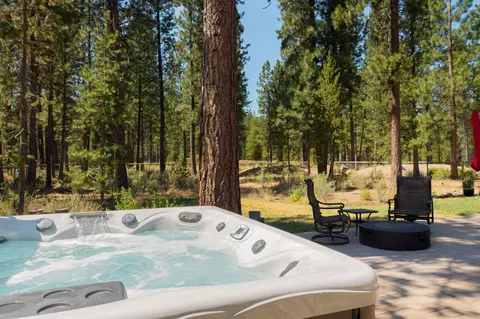 Exterior - 56579 Celestial Dr, Bend, OR 97707 photo 2 of 18