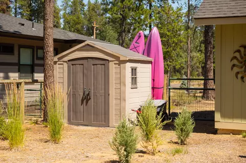 Exterior - 56579 Celestial Dr, Bend, OR 97707 photo 14 of 18