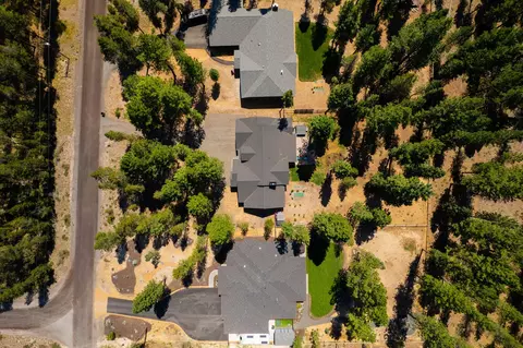 View/Area - 56579 Celestial Dr, Bend, OR 97707 photo 2 of 11