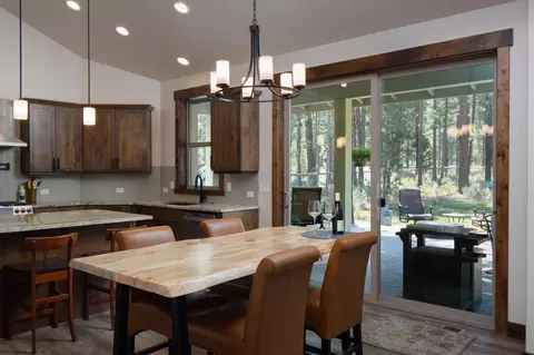 Dining - 56579 Celestial Dr, Bend, OR 97707 photo 2 of 3