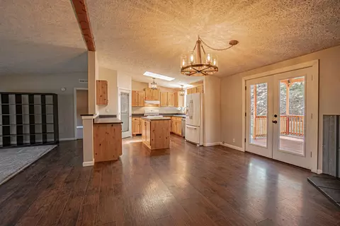 79 Regent Pl, Eagle Point, OR 97524 photo 8