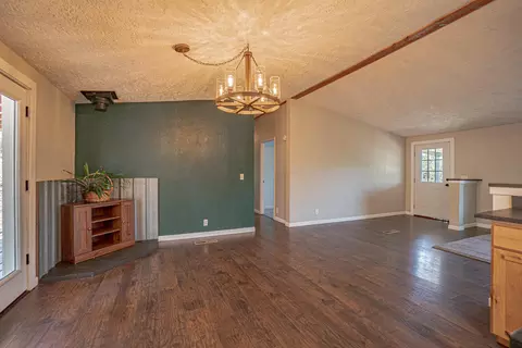 79 Regent Pl, Eagle Point, OR 97524 photo 12