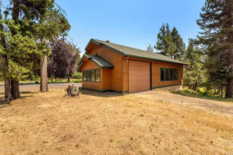 Exterior - 17027 Pasadena Rd, Bend, OR 97707 photo 7 of 13
