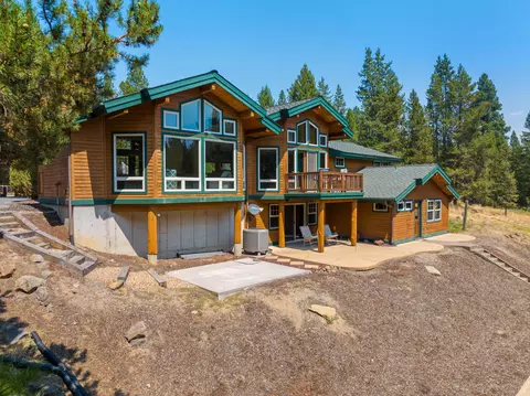 Exterior - 17027 Pasadena Rd, Bend, OR 97707 photo 2 of 13