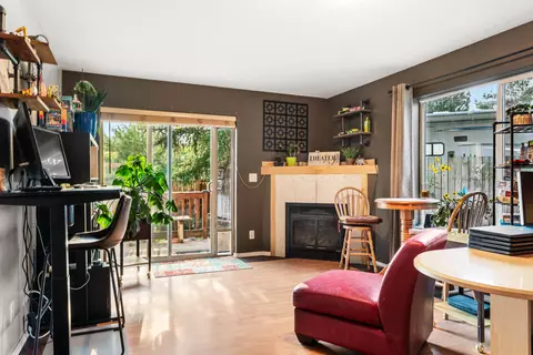 Living - 20757 Crestview Ct, Bend, OR 97701 photo 3 of 3