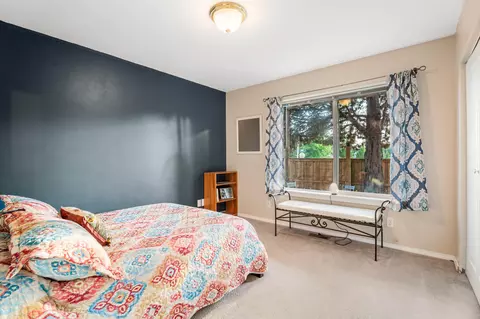 Bedroom - 20757 Crestview Ct, Bend, OR 97701 photo 5 of 5