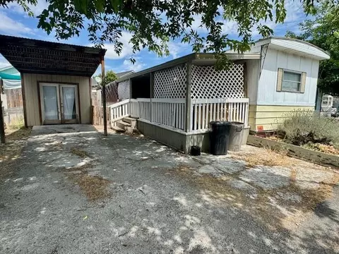 470 Old Hwy 62 #25, Eagle Point, OR 97524