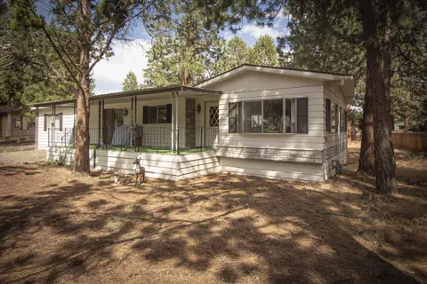 61159 Chuckanut Dr, Bend, OR 97702