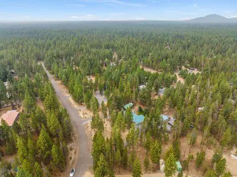50856 Doe Loop, La Pine, OR 97739 photo 40