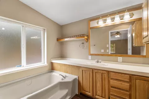 50856 Doe Loop, La Pine, OR 97739 photo 16