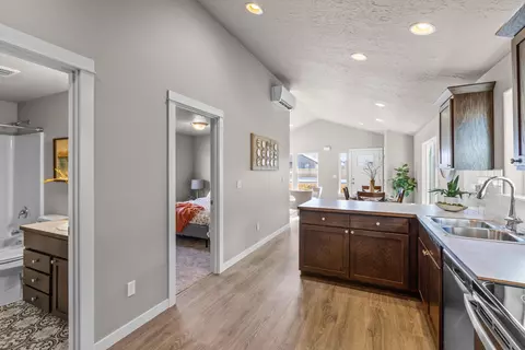62011 Dean Swift Rd, Bend, OR 97701 photo 8