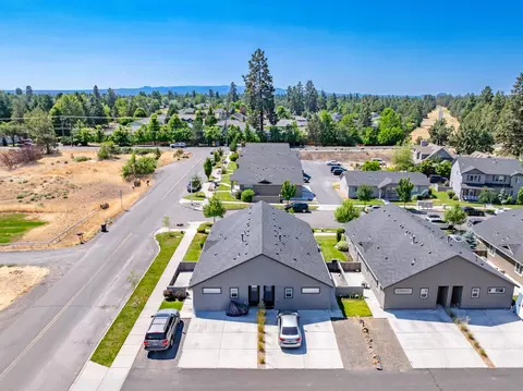 61976 NE Nates Pl, Bend, OR 97701 photo 7