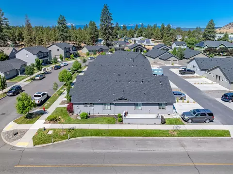 61976 NE Nates Pl, Bend, OR 97701 photo 9