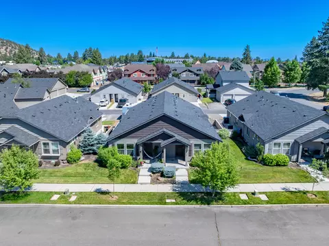 61988 NE Nates Pl, Bend, OR 97701 photo 10
