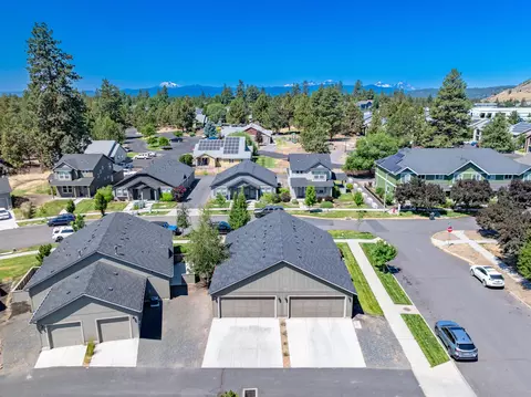 62032 NE Nates Pl, Bend, OR 97701 photo 5