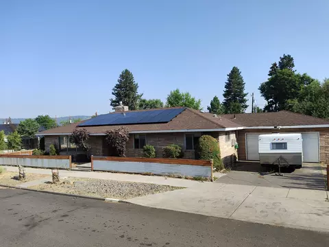 408 NE Hawthorne Ave, Bend, OR 97701