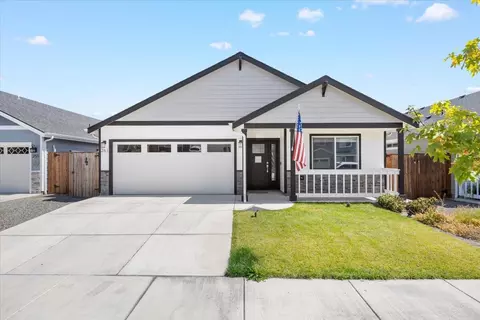 261 Reanna Way, Medford, OR 97501