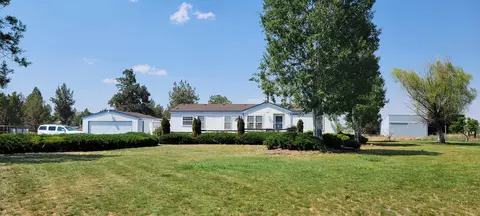 26335 Walker Rd, Bend, OR 97701
