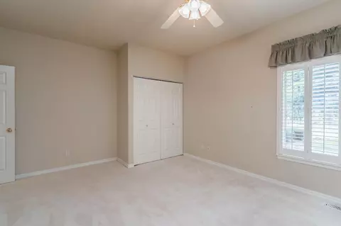 Bedroom - 60836 Willow Creek Loop, Bend, OR 97702 photo 2 of 3