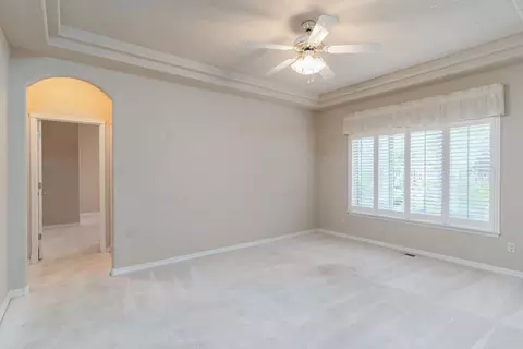 Living - 60836 Willow Creek Loop, Bend, OR 97702 photo 4 of 5