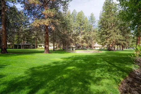 Exterior - 60836 Willow Creek Loop, Bend, OR 97702 photo 17 of 17