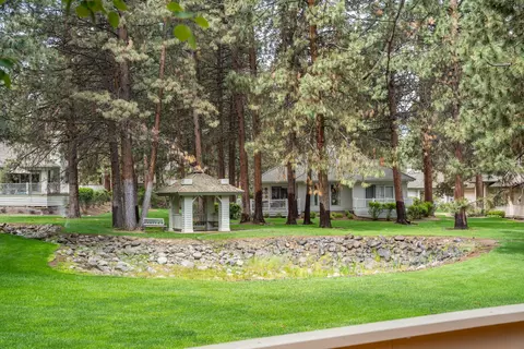 Exterior - 60836 Willow Creek Loop, Bend, OR 97702 photo 13 of 17