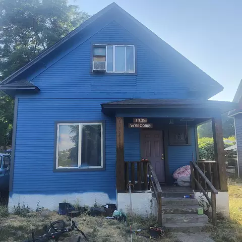 1734 Johnson Ave, Klamath Falls, OR 97601