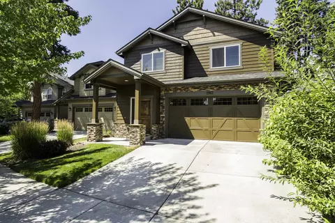 61129 SW Teton Ln, Bend, OR 97702
