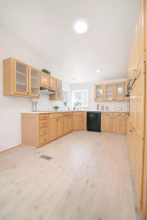 17231 Downey Rd, Bend, OR 97707 photo 13