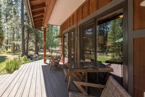 Exterior - 55190 Forest Ln, Bend, OR 97707 photo 10 of 19