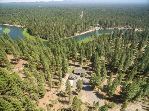 View/Area - 55190 Forest Ln, Bend, OR 97707 photo 4 of 11