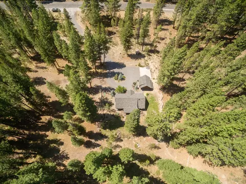 View/Area - 55190 Forest Ln, Bend, OR 97707 photo 10 of 11