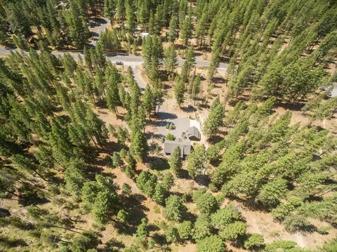 View/Area - 55190 Forest Ln, Bend, OR 97707 photo 9 of 11