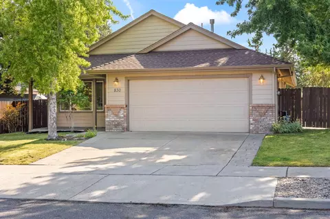 830 NE Tierra Rd, Bend, OR 97701