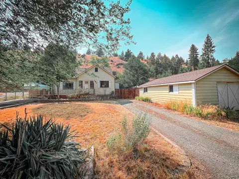 101 N Humbolt St, Canyon City, OR 97820