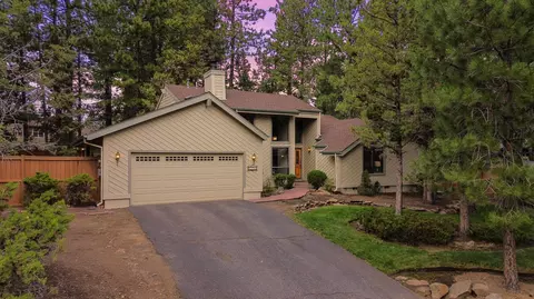2728 NW Scandia Loop, Bend, OR 97703