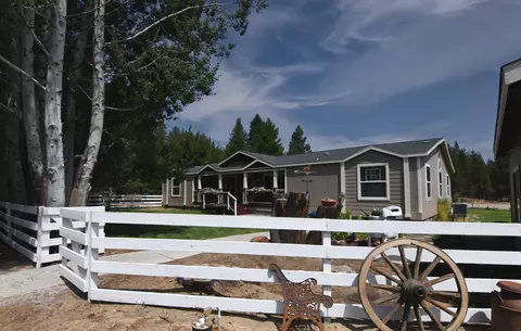 52334 Pine Forest Dr, La Pine, OR 97739