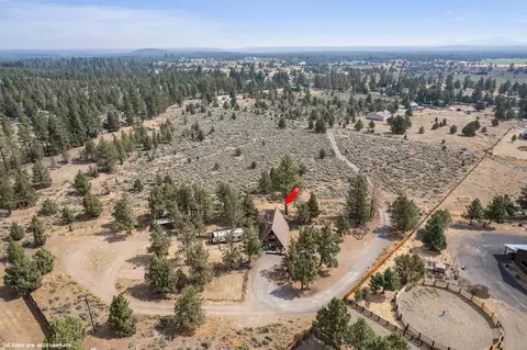 View/Area - 67153 Harrington Loop Rd, Bend, OR 97703 photo 4 of 4