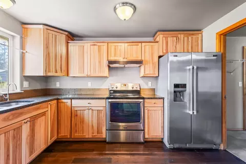 Kitchen - 16568 Beaver Dr, Bend, OR 97707 photo 1 of 3