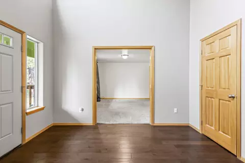 Entry Way - 16568 Beaver Dr, Bend, OR 97707 photo 6 of 6