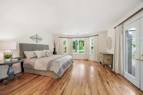 Bedroom - 124 Walnut Pl, Phoenix, OR 97535 photo 1 of 7