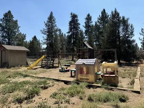 Exterior - 15931 Twin Dr, La Pine, OR 97739 photo 10 of 10