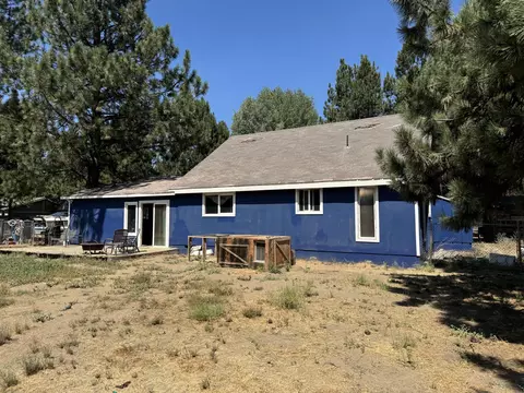 Exterior - 15931 Twin Dr, La Pine, OR 97739 photo 6 of 10